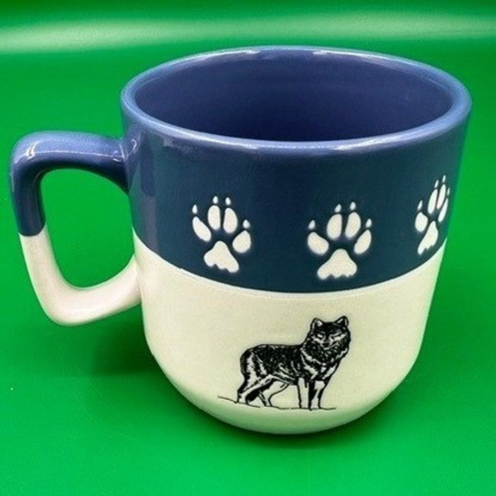 ZooAmerica Wolf Coffee Mug Blue White Paw Prints Wildlife Souvenir Mug
